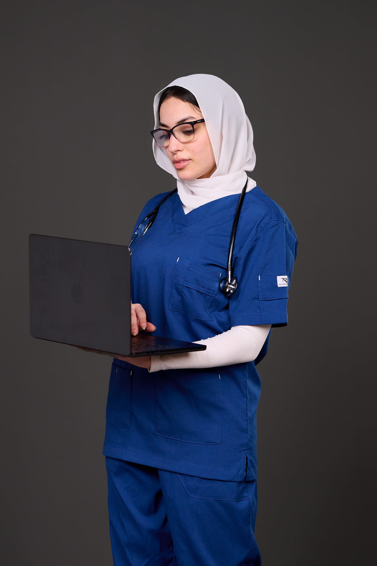 Rx V-neck Scrub - female