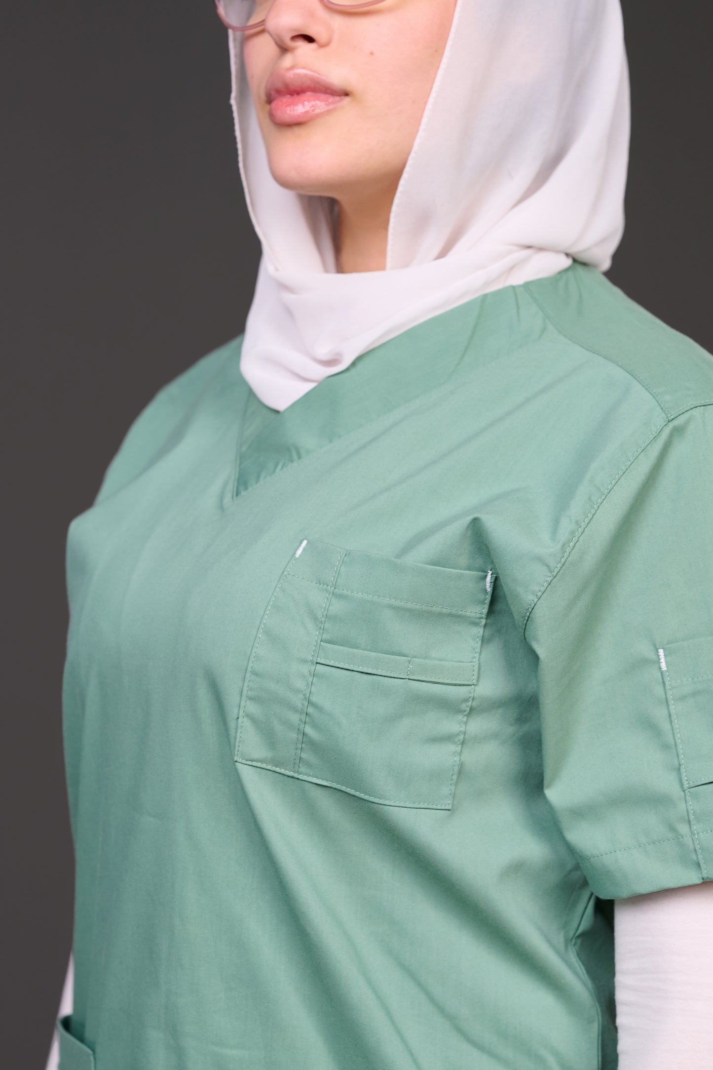 Rx V-neck Scrub - female