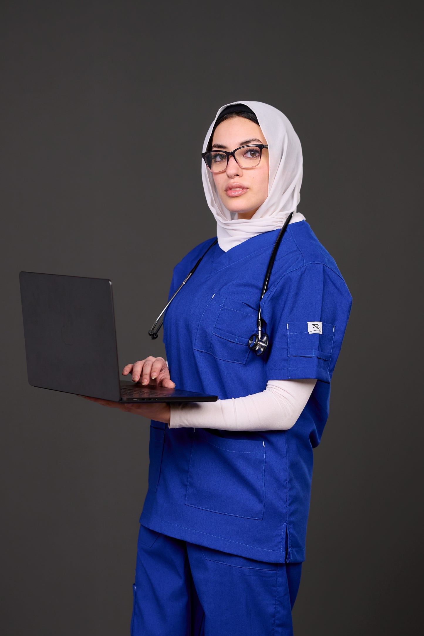 Rx V-neck Scrub - female